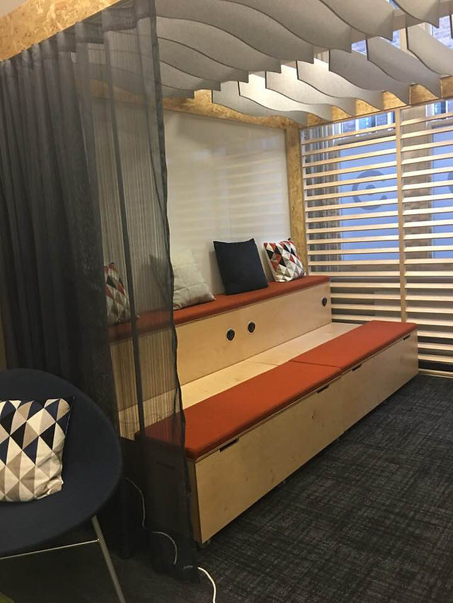 Connection showroom