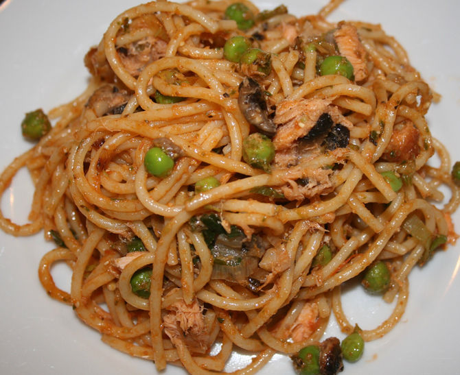 Salmon Pesto Pasta