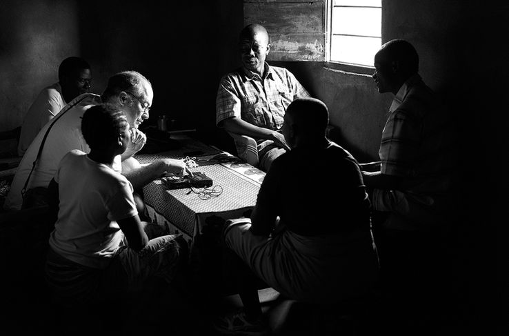 Trabajo de campo en Nzali.jpg