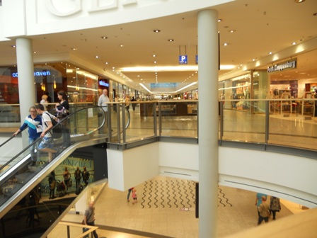 gallerian_01.jpg