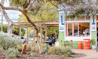 Vincent_BEG_2023_Photo by Danica Zuks_Award Catergory_1 of 2_Hanks Corner Parklet and Sign