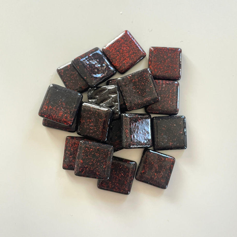 Küçük resim: 18x18mm - SİYAH KIRMIZI  Sanatsal Cam Mozaik (18) 