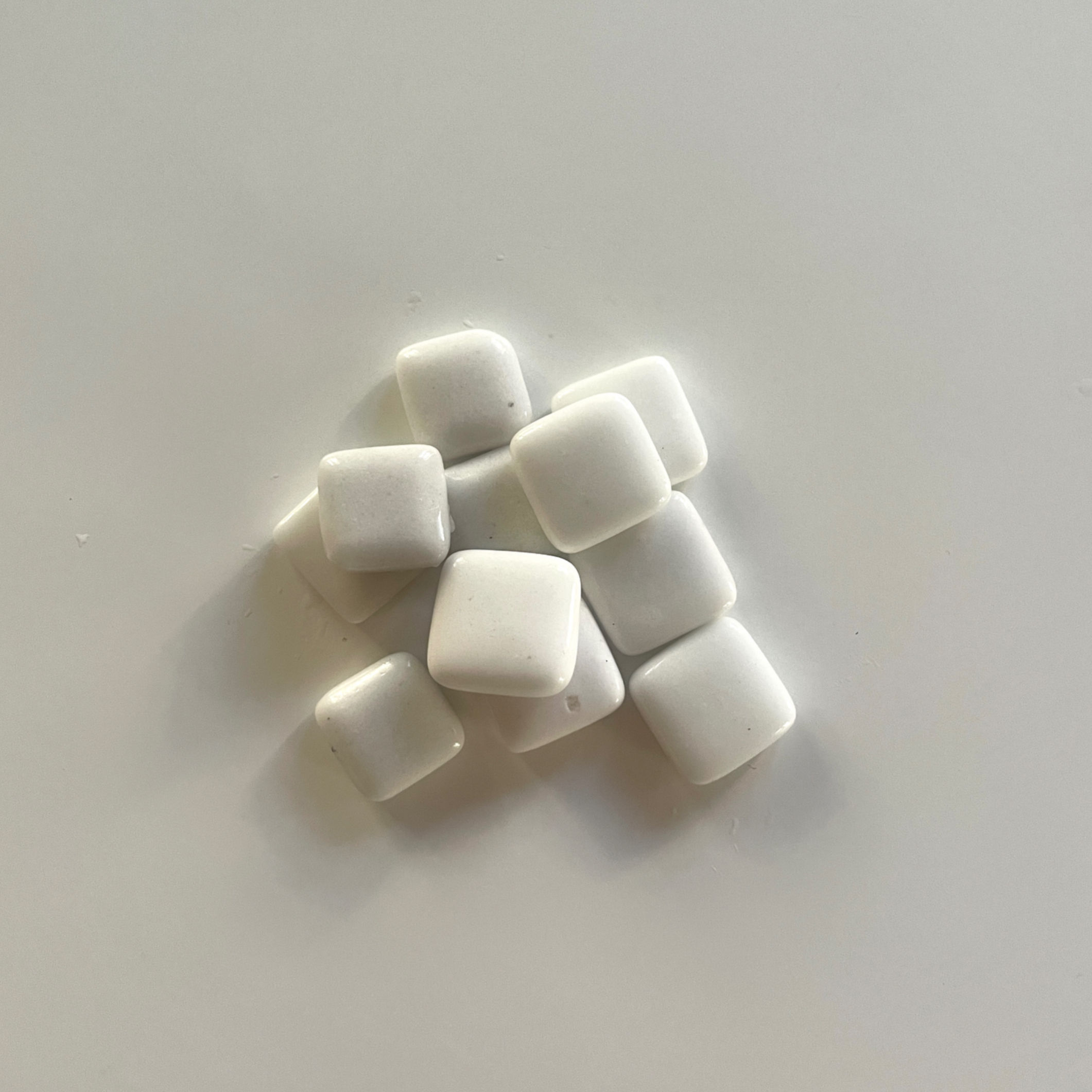 15x15mm - BEYAZ Sanatsal Cam Mozaik (22) 