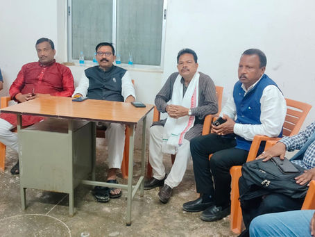 भाजपा जिला प्रभारी शैलेन्द्र सिंह पहुंचे चक्रधरपुर, प्रबुद्ध व्यक्तियों से मिल संगठन मजबूत करने की अपील