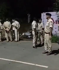 सोनारी मुठभेड़ में पुलिस की बड़ी कार्रवाई, दो शूटरों के पैर में लगी गोली