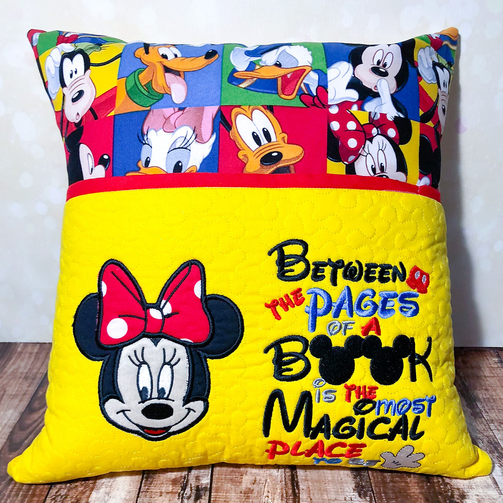 Minnie Mouse Reading Pillow