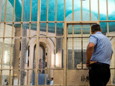ITALIA CARCERI. Torture in carcere a San Gimignano: pene confermate per 10 agenti. Antigone: “Vittoria per le istituzioni”