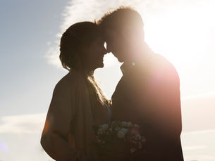 Warum Narzissten nach einer Trennung schnell einen neuen Partner haben – Wissenschaftliche Hintergründe, Dynamik der „warmen Wechsel“ und Folgen für die Ex-Partner