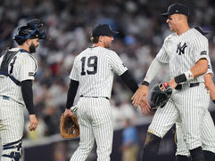 the New York Yankees delivered a dominant 13–4 victory over the Kansas City Royals.