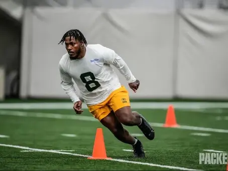 "Why is the NFL Denying Packers RB Josh Jacobs' Claim about Wearing Green in Brazil Game?"