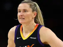 The Legacy of No. 33 in Phoenix Mercury History.