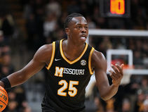 Mitchell Scores 19 as Missouri Defeats Mississippi State 84-79.