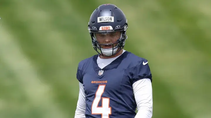 Broncos’ QB competition sees Zach Wilson slipping in rankings.