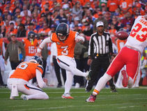 Lutz’s Last-Second Field Goal Lifts Broncos Over Chiefs, Extends Win Streak to Eight.