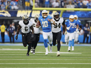 Chargers’ Defense Dominates in 27-13 Preseason Win Over Saints