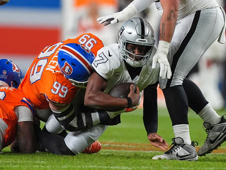 Broncos’ Defense Carries Team in 10-7 Win Over Raiders Despite Offensive Struggles.