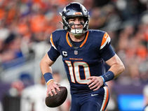Bo Nix Eyes No. 1 Seed as Broncos Chase Home-Field Advantage.