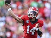 Stockton Shines in Debut as No. 5 Georgia Dominates Marshall, 45-7