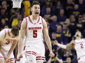 Wisconsin Upsets No. 2 Michigan 91–88 as John Blackwell Shines in Ann Arbor