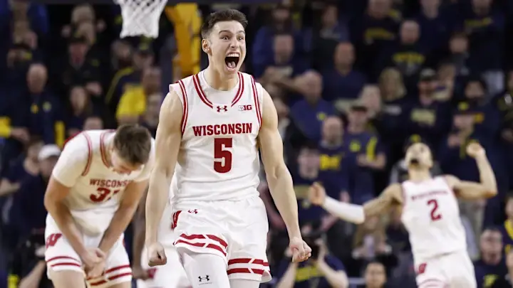 Wisconsin Upsets No. 2 Michigan 91–88 as John Blackwell Shines in Ann Arbor