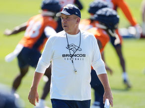 Broncos Stand Pat at NFL Trade Deadline, Confident in Contending Roster