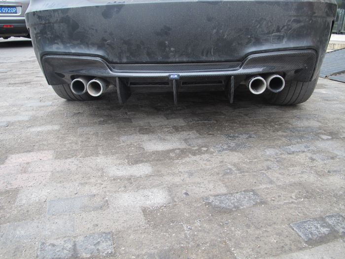 Thumbnail: BMW E82 1M RZS STYLE REAR LIP