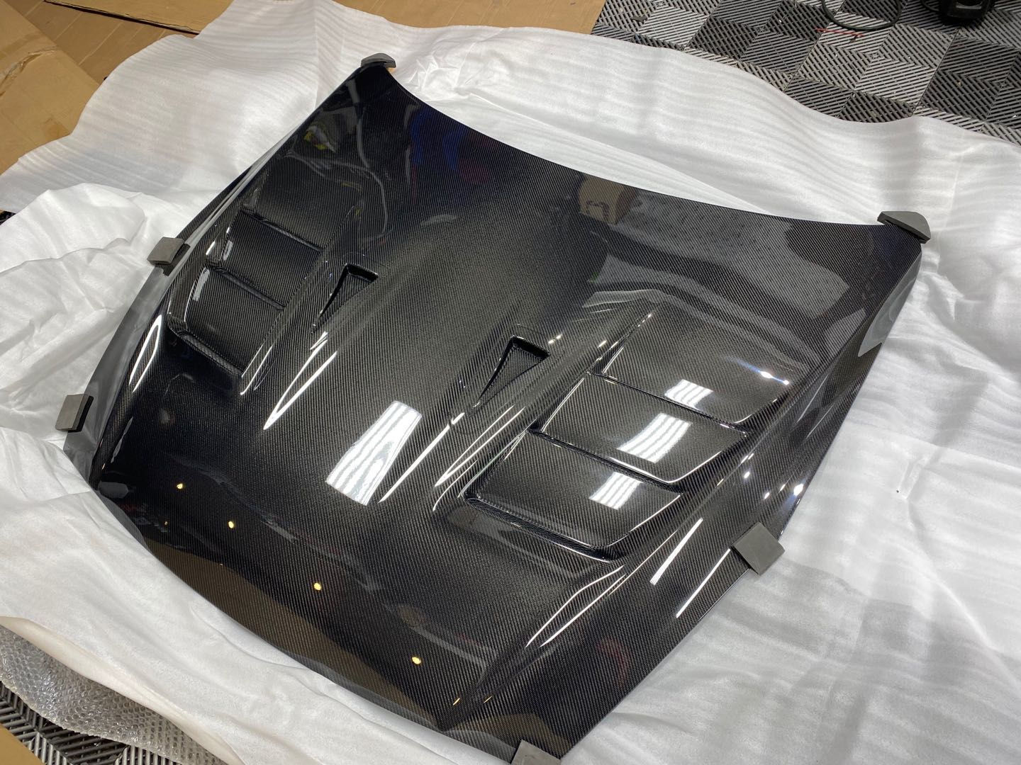 17+ GTR R35 TOP SE*** STYLE HOOD-CARBON ( IN STOCK )