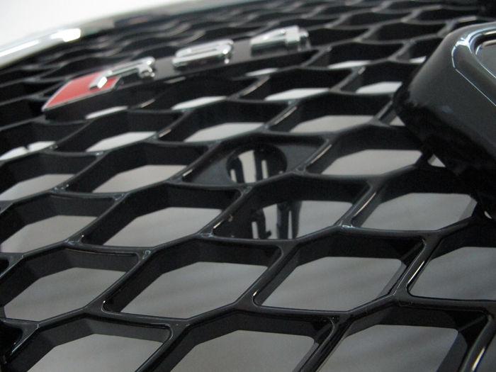 Thumbnail: AUDI A4 B8 FACELIFT MODEL RS4 STYLE FRONT GRILLE