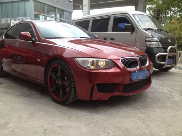 Thumbnail: BMW E90 3-SERIES M PERFORMANCE STYLE FRONT BUMPER