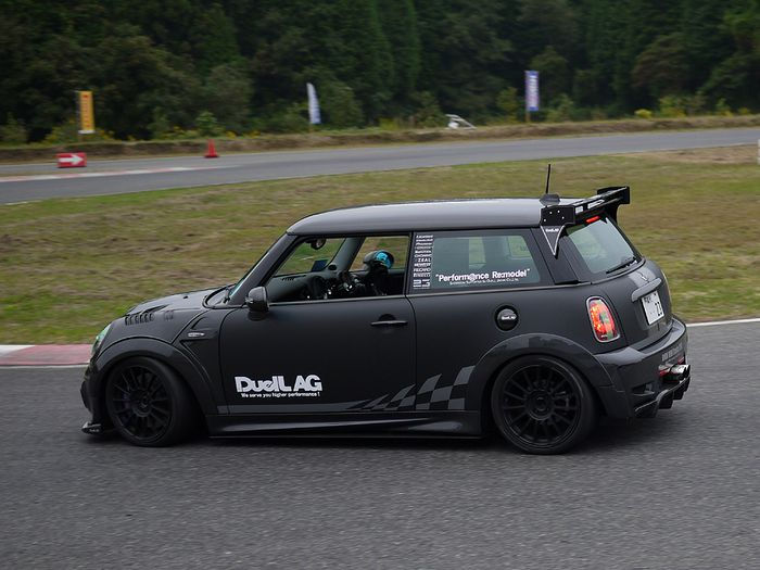 Thumbnail: 08-13'BMW MINI R56/R57/R58/R59 DUELL AG KRONE EDITION STYLE SIDE SKIRT