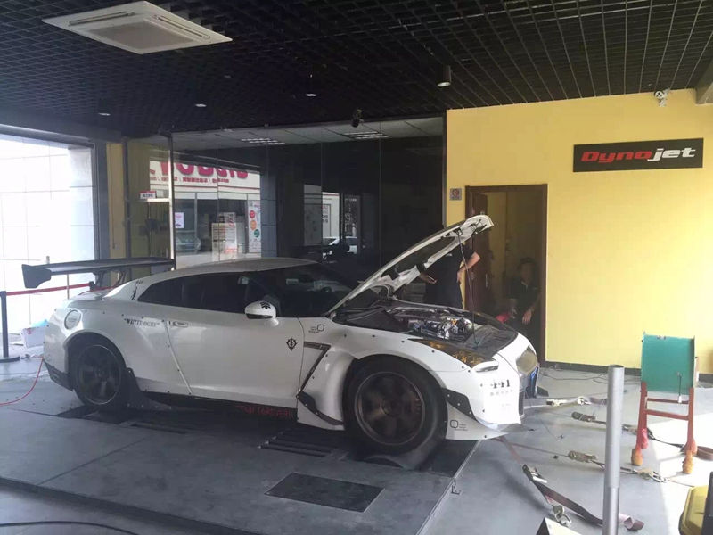 Thumbnail: GTR R35 ROCKET BUNNY STYLE WIDEBODY FULL KIT