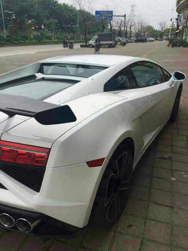 Thumbnail: LAMBORGHINI GALLARDO SV STYLE GT WING (NO NEED TO REMOVE ORIGINAL WING & CAMERA)