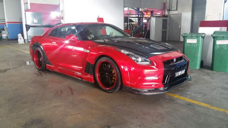 Thumbnail: 08-16' GTR R35 VARIS VER.13/14 SYTLE FRONT BUMPER LIP