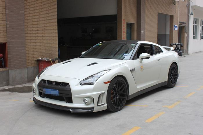 Thumbnail: 08-16' GTR R35 WALD TYPE-1 STYLE FRONT BUMPERwith fog lamp