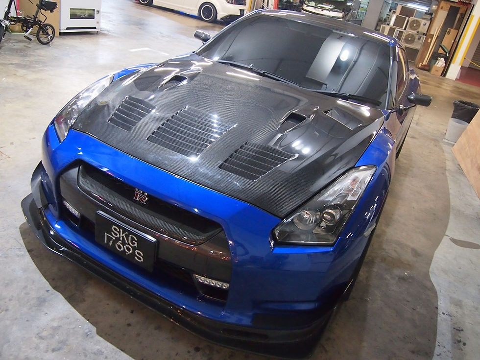 Thumbnail: 08-16' GTR R35 GTC STYLE CARBON HOOD- IN STOCK