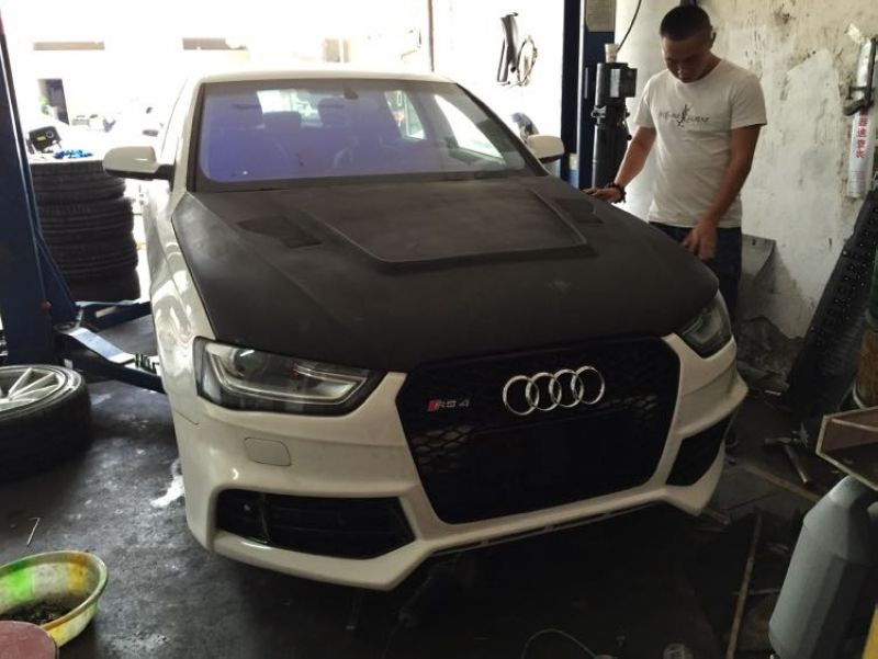 Thumbnail: AUDI A4 B8 FACELIFT MODEL RS4 STYLE FRONT GRILLE