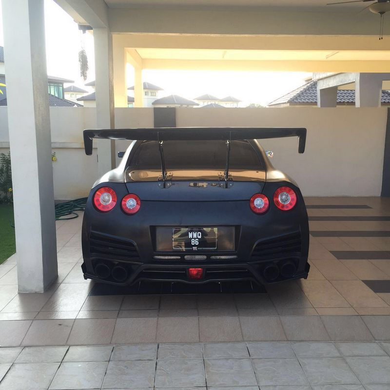 Thumbnail: 08-16' GTR R35 VARIS VER.13 SYTLE REAR DIFFUSER