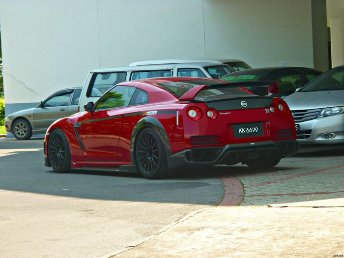 Thumbnail: 08-16' GTR R35 TOMMYKAIRA STYLE REAR SPOILER