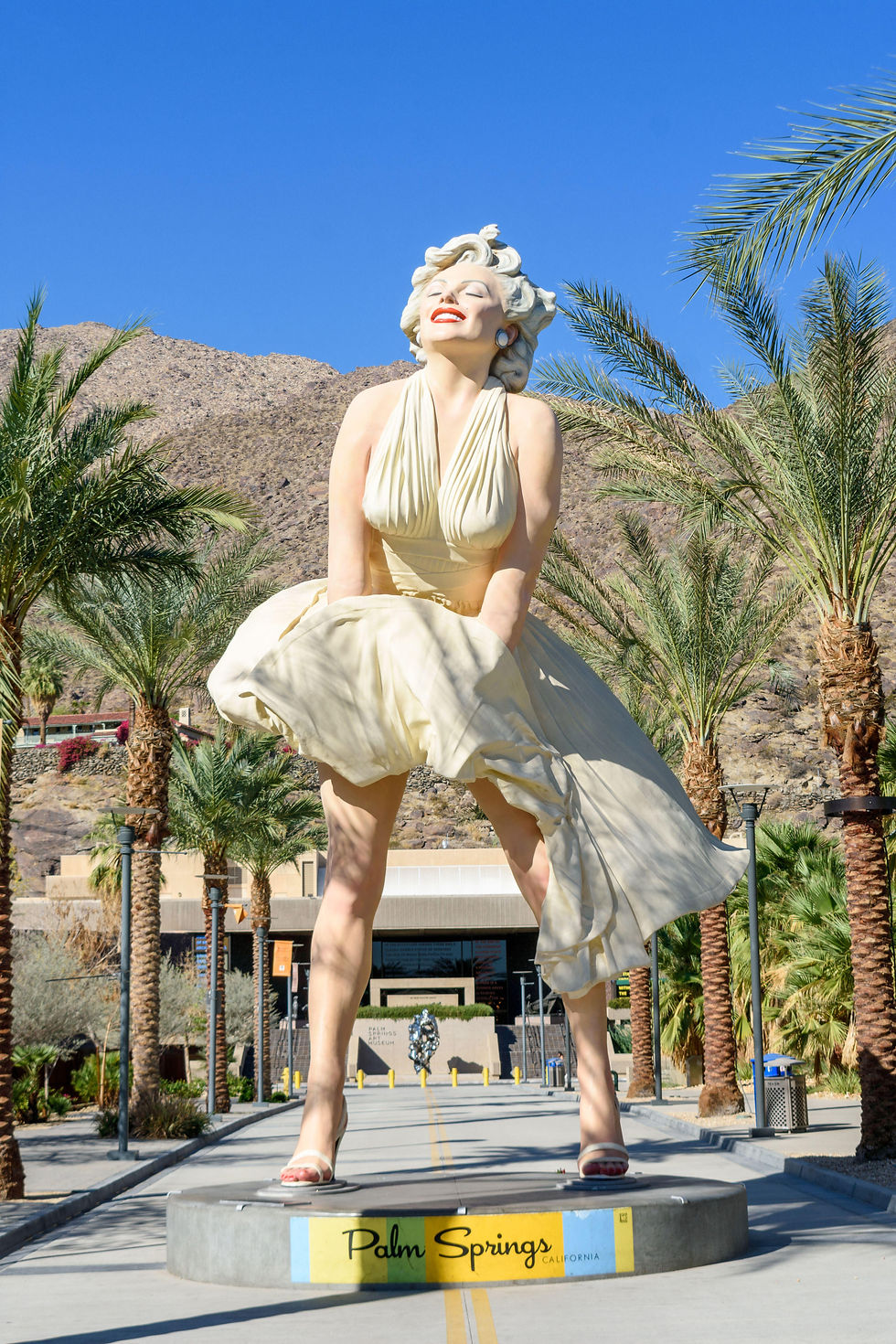 Marilyn Monroe statue in Palm Springs 
