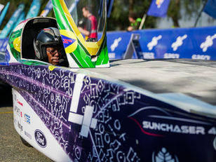 TUT maak geskiedenis met sonkragmotor in uithourit