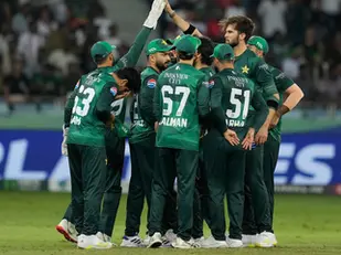 KRIEKET: Pakistan se regering het die groen lig gegee vir die nasionale span om Indië te pak