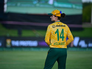 KRIEKET: Wolvaardt vier tien jaar in internasionale krieket