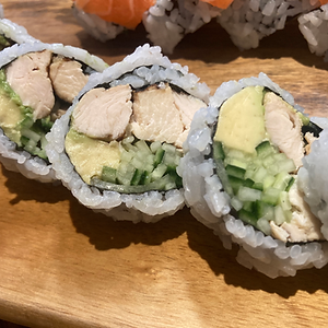 C29. Chichen Teriyaki Roll(*No Fish)