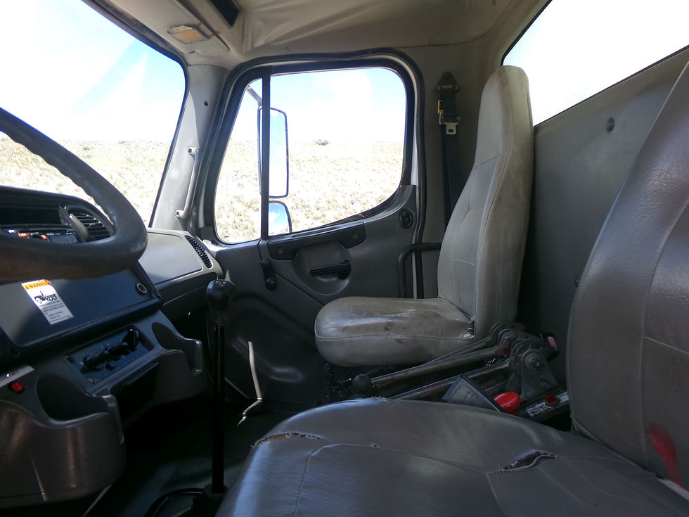 Thumbnail: 2006 Freightliner M2 106 Business Class Water Truck L26007