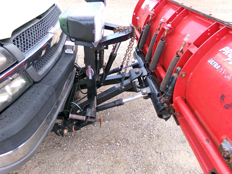 Thumbnail: 2004 Chevrolet 2500 4x4 Plow Truck