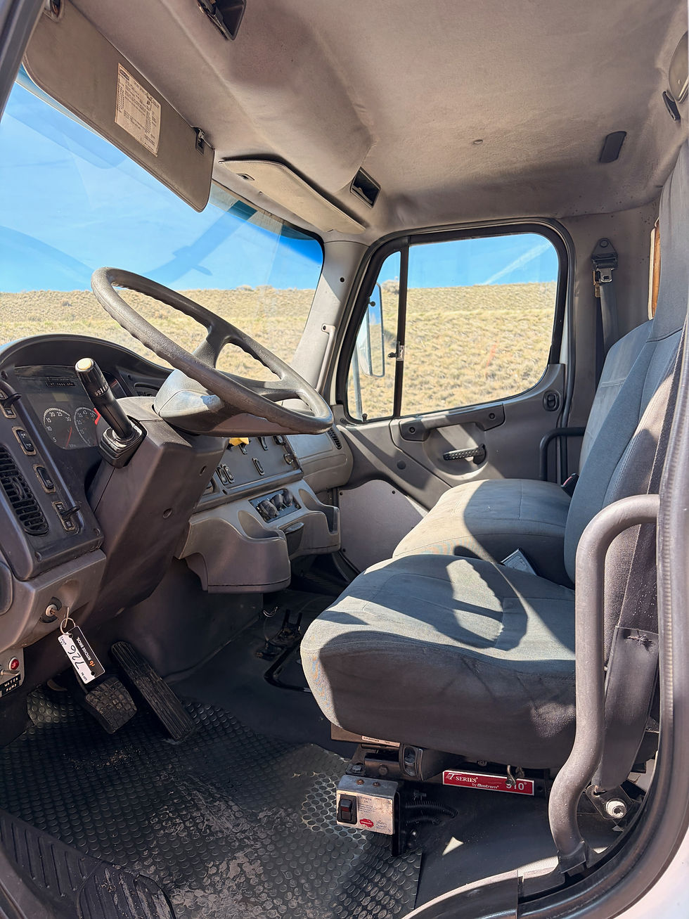 Thumbnail: 2004 Freightliner M2106 Bus Class Vac Truck L26004