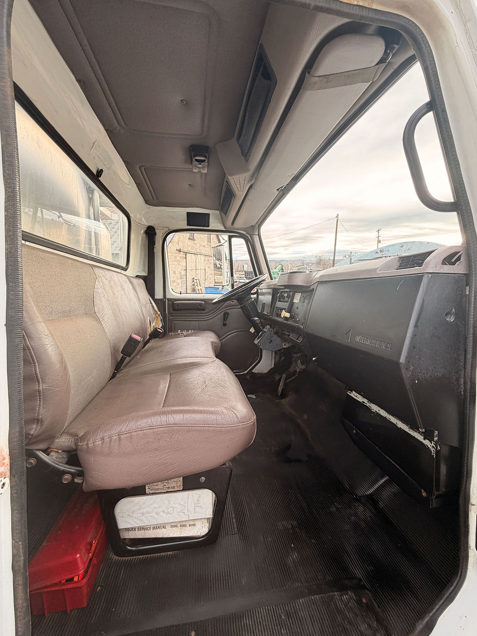 Thumbnail: 1999 International Fuel Tuck L25042