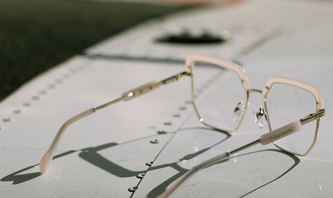 Akinių rėmelių užsakymas