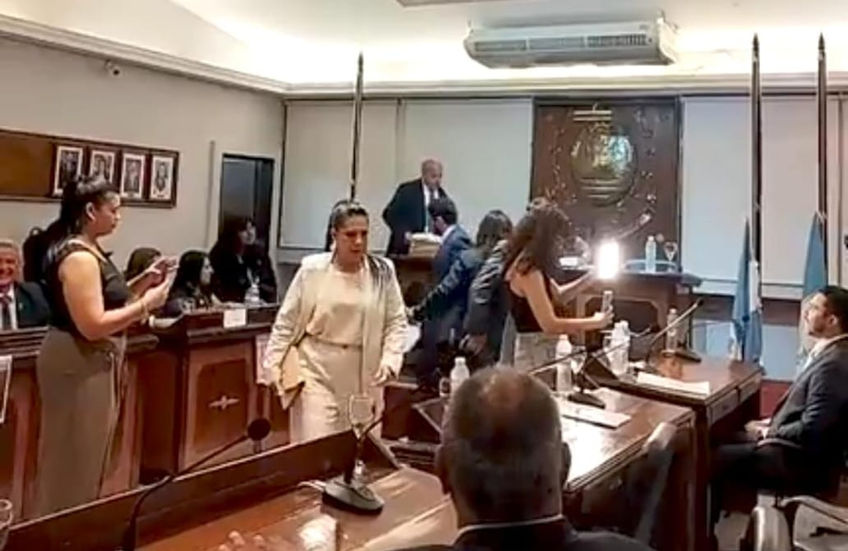 LICENCIA ESPECIAL / EL CONCEJO DELIBERANTE TRATÒ EL TEMA DE LA ELECTA ANA MIÑO