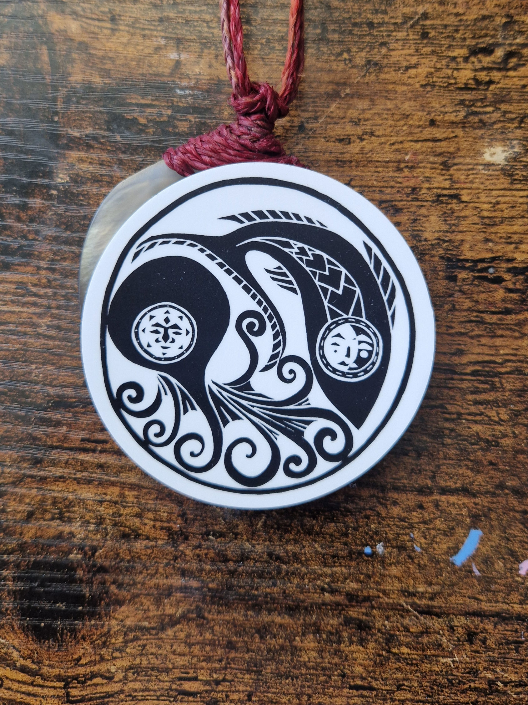 'I'oro & He'e Sticker